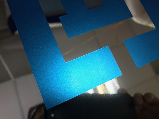 Изготовление зеркальных табличек