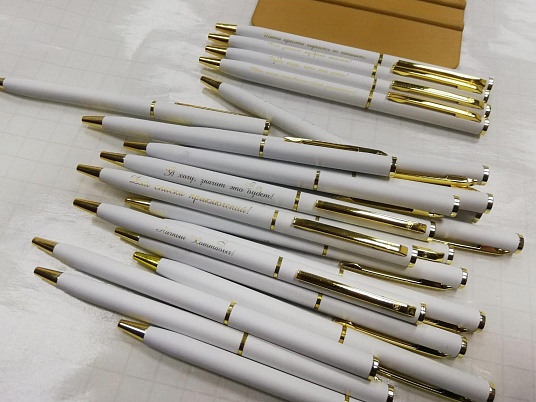 Гравировка на ручке