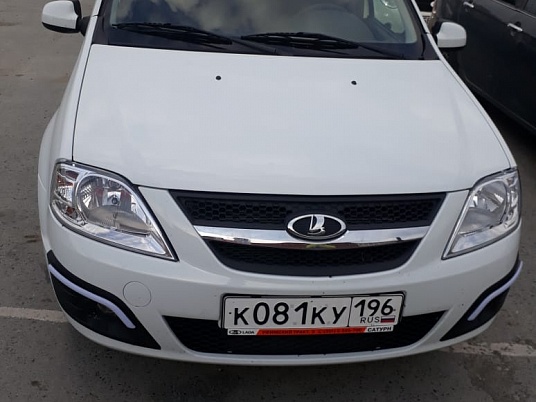 Брендирование автомобиля "Агрегатор"