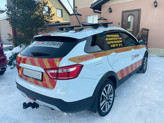 Изготовление наклеек на автомобиль