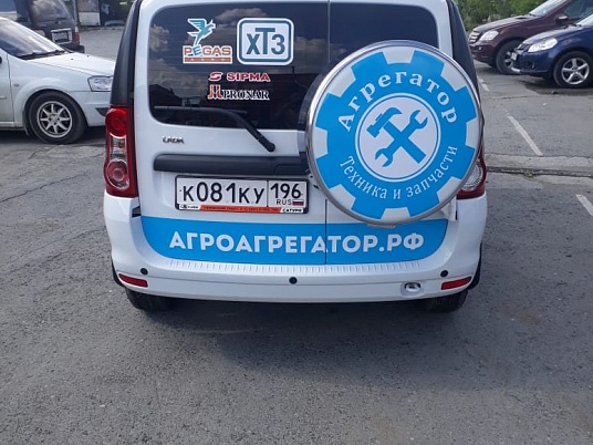 Брендирование автомобиля "Агрегатор"