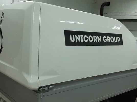 Изготовление наклеек на автомобиль